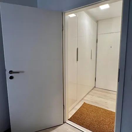 Appartement Lilis Mit Balkon Augsbourg