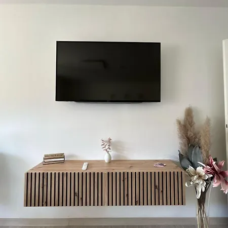 Lilis Mit Balkon Аугсбург