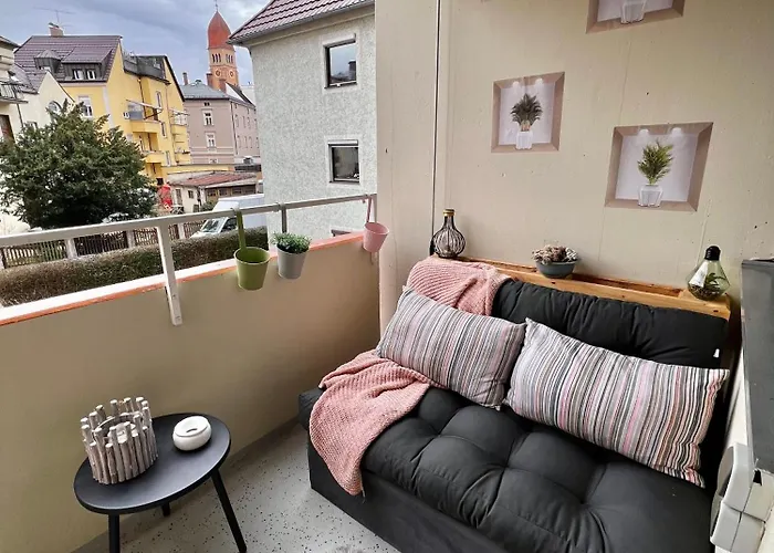 Lilis Mit Balkon Augsburgo